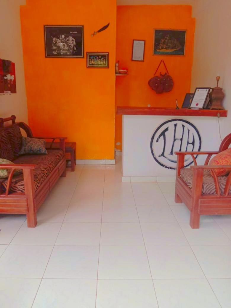 Lucky Holiday Home Anuradhapura Buitenkant foto