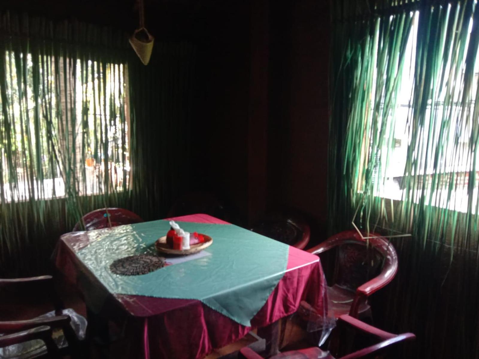 Lucky Holiday Home Anuradhapura Buitenkant foto